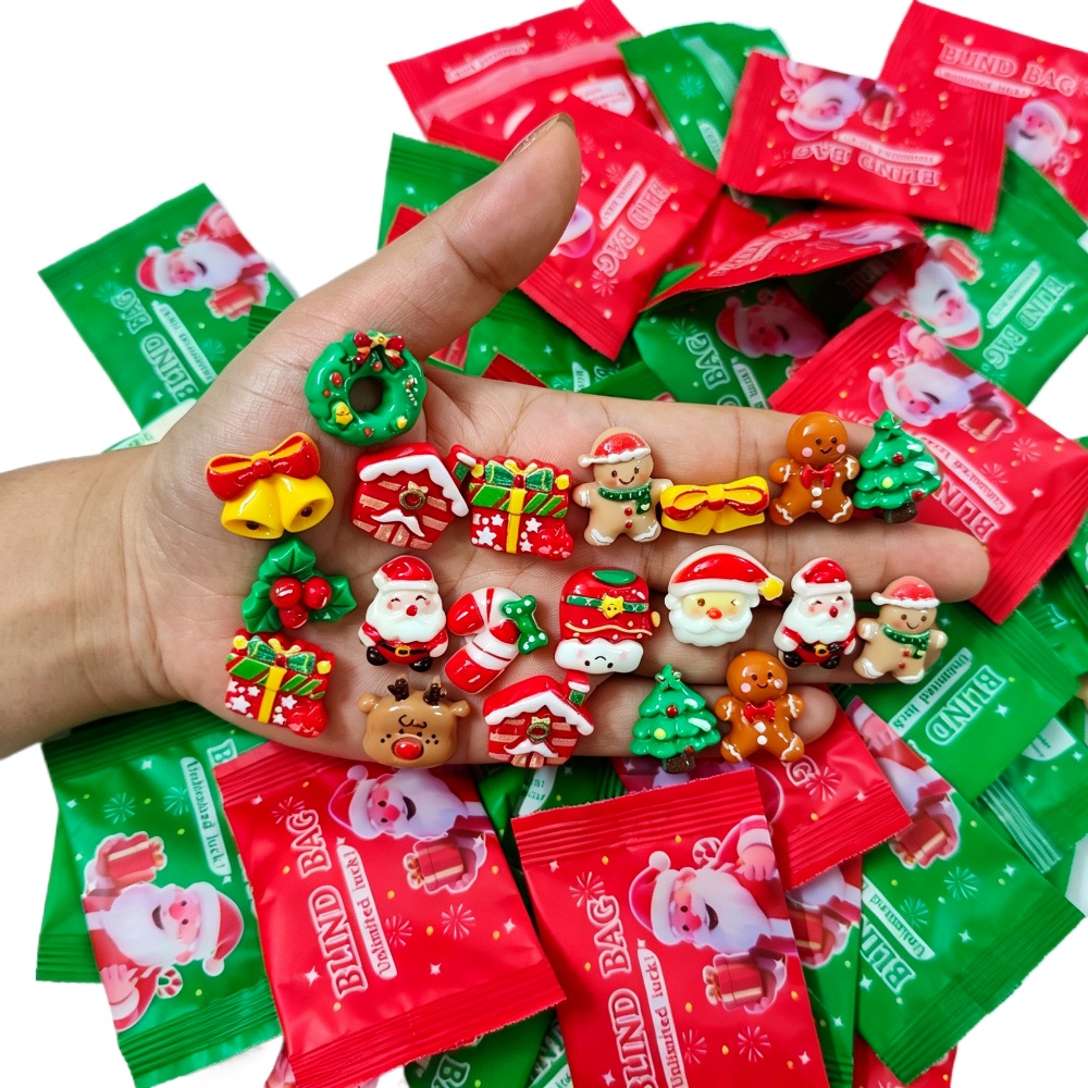 Рождественский сюрприз в мини- – обзор и цена Christmas Stocking Hanging